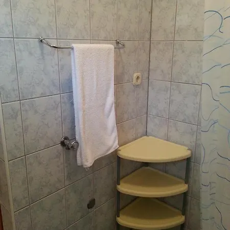Studio 12637a